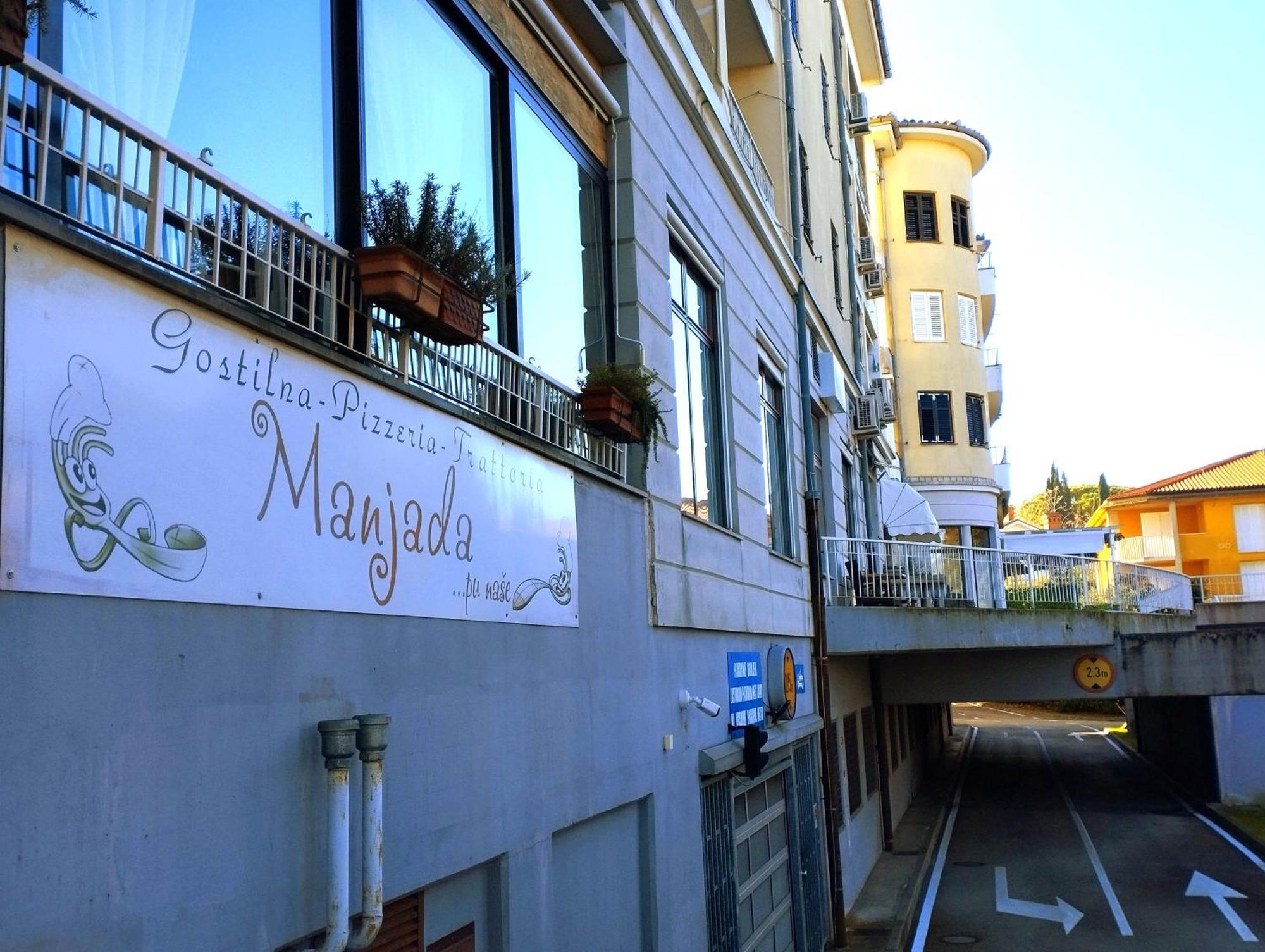 Millenca Apartment Izola Eksteriør billede
